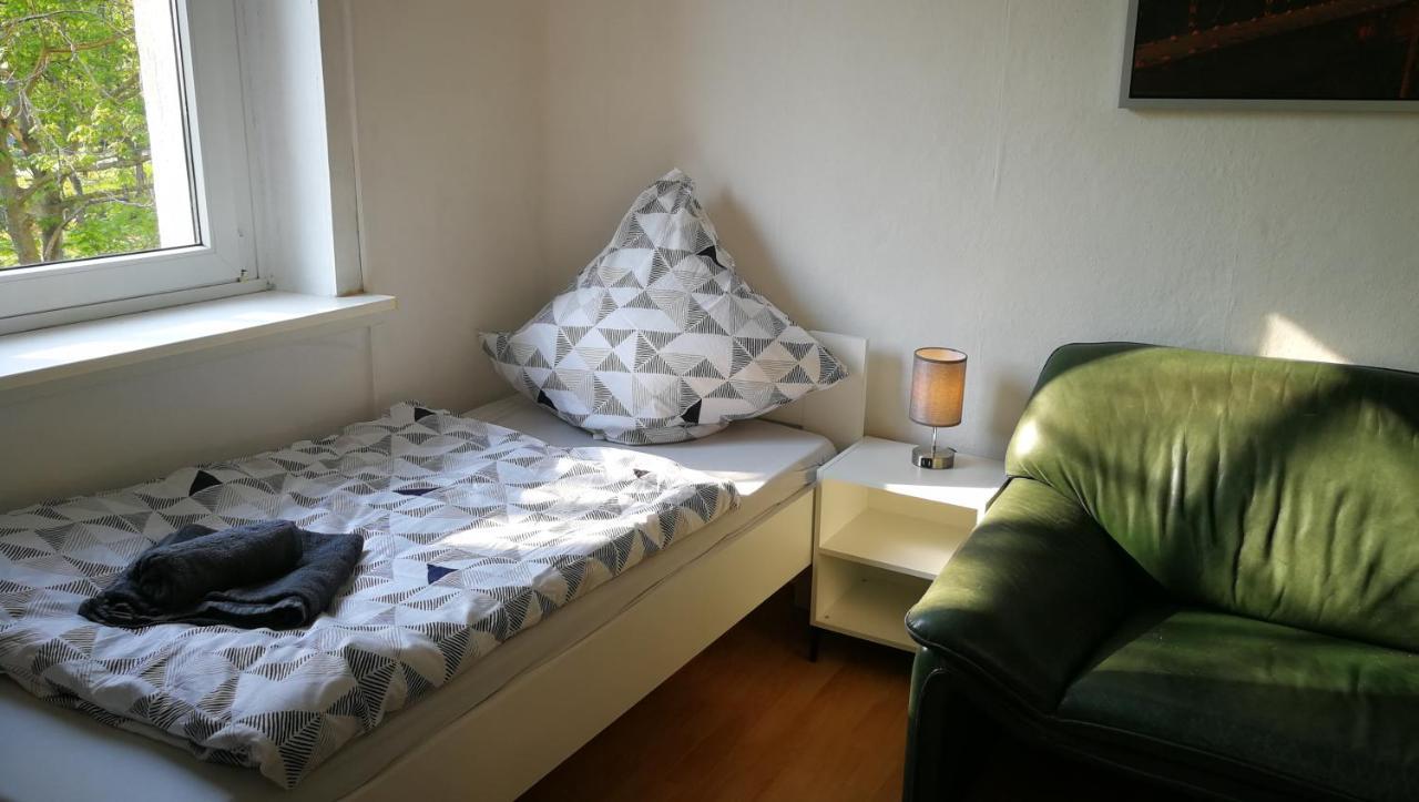 Apartment Am Suedpark Merseburg Eksteriør billede